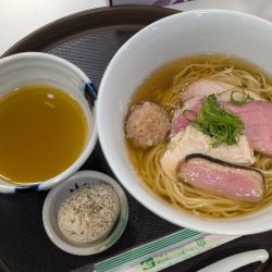 釜揚げ式特上昆布水白醤油つけ麺
