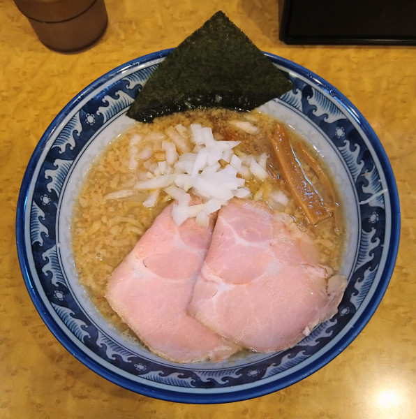 「背脂煮干しそば＋烏賊の和え玉【限定】」@中華そば 児ノ木の写真