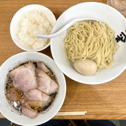 つけ中華＋ゆで卵＋白めし（無料）