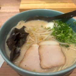 鶏豚骨ラーメン白、玉子