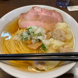 ワンタン塩そば