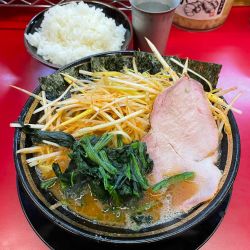 白ネギチャーシュー麺＋ライス