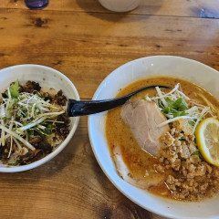 ら麺 はちにの画像