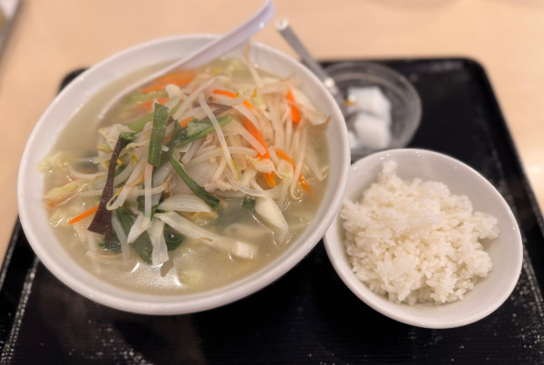 「【ランチ】野菜タン麺(¥850)」@中国飯店 茉莉の写真