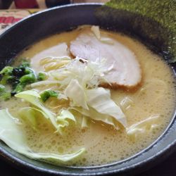 塩とんこつラーメン　※クーポンで５００円