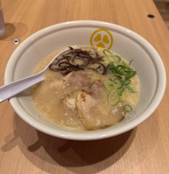 「豚骨（バリカタ￥850）」@TOKYO 豚骨 BASE MADE by 一風堂 エキュート上野店の写真