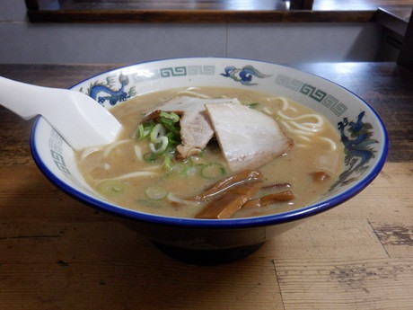 「丸新　津軽ラーメン　こく煮干し」@長尾中華そば 青森駅前店の写真