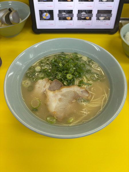 「塩とんこつラーメン」@ラーメン味心の写真