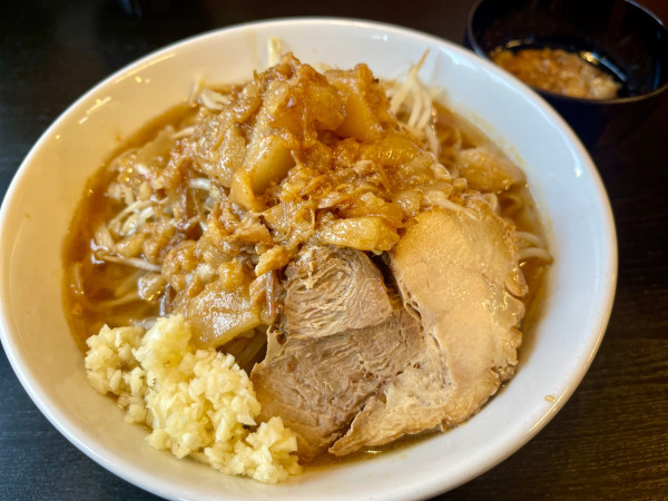「ラーメン 中 300g」@ラーメン たかふじの写真
