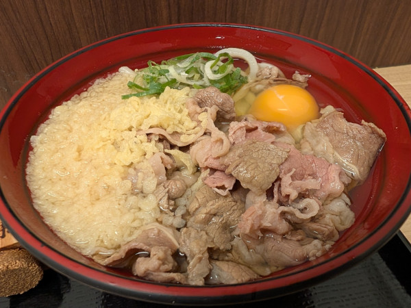 「肉玉うどん（肉大：1,220円）」@肉そばとおにぎり 一のや アキバトリム店の写真