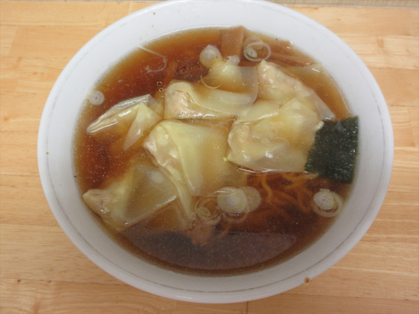 「ワンタンメン(880円)」@谷ラーメンの写真