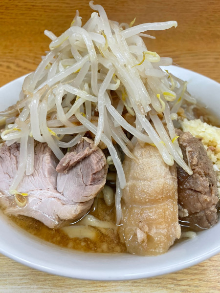 「ラーメン 小 うすらキムチ ゼンマシ」@ラーメン二郎 環七新新代田店の写真