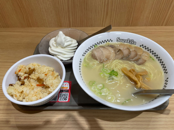 「肉ラーメン特製セット1,100円」@スガキヤ 岐阜アスティ店の写真