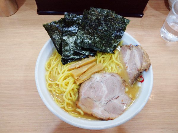 「ら~麺(990円)+大盛り(80円)+海苔(110円)」@麺家 いし川の写真