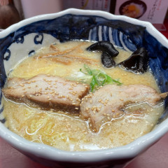 麺と小皿 精華の画像