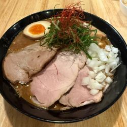 濃厚味噌トリプルラーメン！限定！