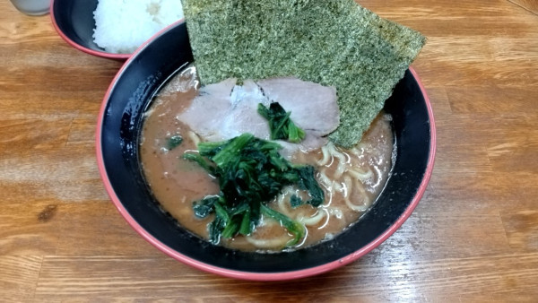 「ラーメン_1000円」@麺家 紫極の写真