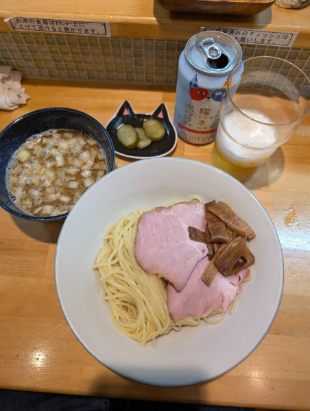 「【限定】つけ麺＋缶ビール」@猫と月の写真