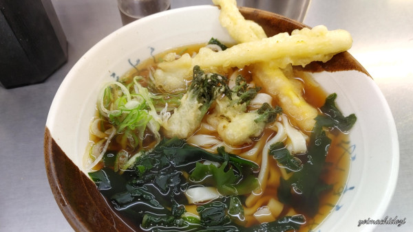 「春（姫竹・たらの芽）きしめん」@名代きしめん 住よし JR名古屋駅3・4番ホーム店の写真