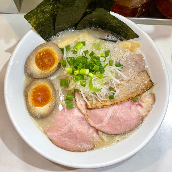「【限定】塩豚骨ラーメン」@麺屋 扇 SENの写真