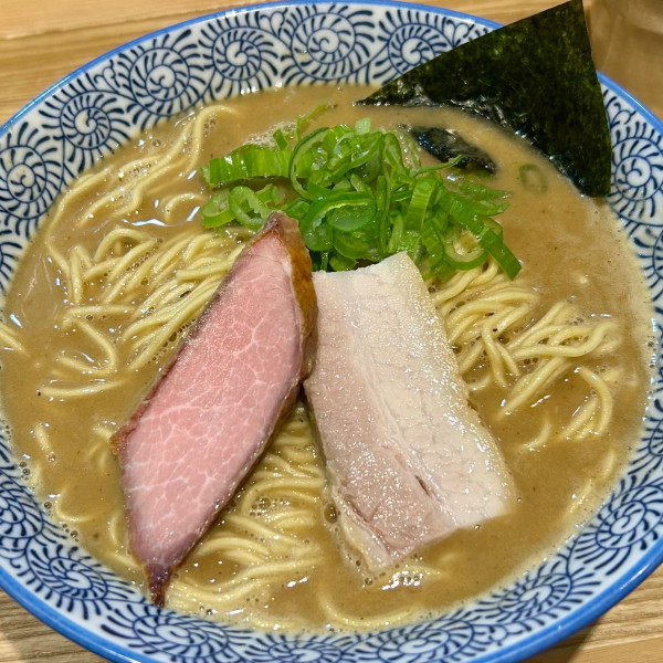 「らーめん（大盛）」@麺屋山界の写真