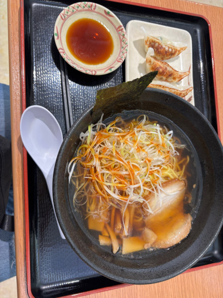 「辛ねぎ醤油ラーメン」@横浜八景楼 イオン入間店の写真