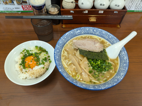 「大門ラーメン+TKG」@ちょっと美味しい中華食堂 大門の写真