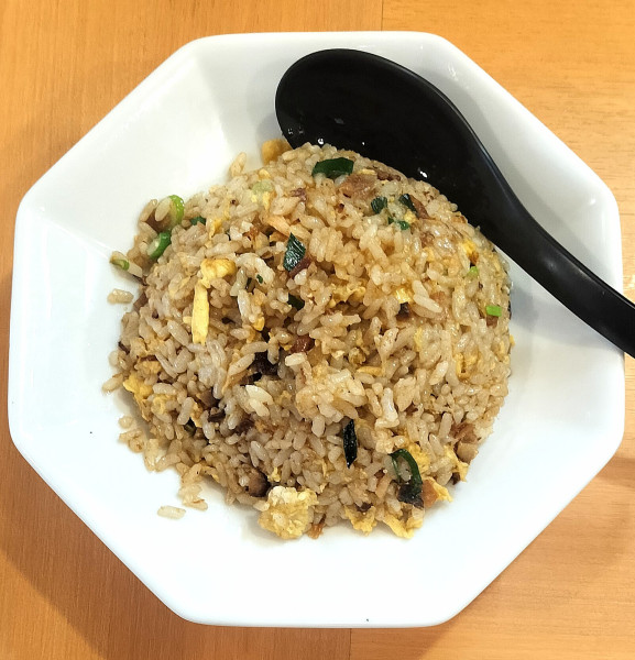 「半炒飯 450円」@らーめん雪松 西尾店の写真