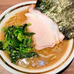 ラーメン（900円）