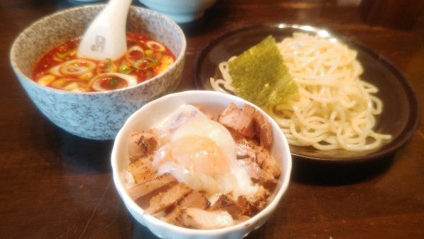 「辛花山椒つけそば９００円＆チャーシュータ卵丼４００円」@つけそば丸永 飯能店の写真
