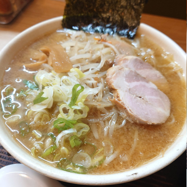「味噌ラーメン（赤）（こってり、太麺）」@魚一 らーめん工房の写真