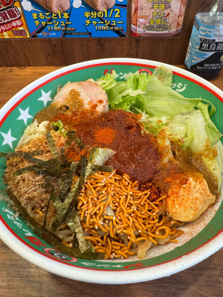 「チリトマ冷やしまぜそば」@ジャンクガレッジ 大宮2号店の写真