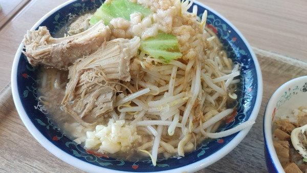 「ニボジロー　脂増し」@凌駕IDEA イオンモール松本店の写真