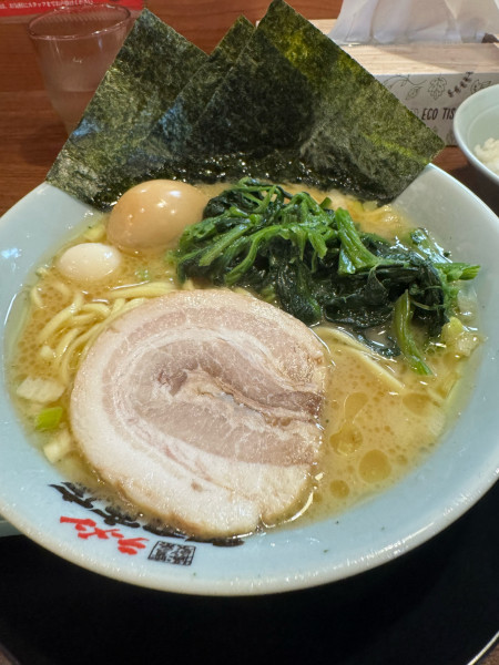 「味玉ラーメン」@岩槻商店の写真