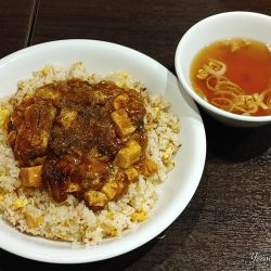 チャーハン（並：860円）、陳麻婆豆腐（単品：600円）