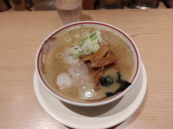 「濃厚とろりそば 1030円」@東京煮干し らーめん 玉 東京駅店の写真