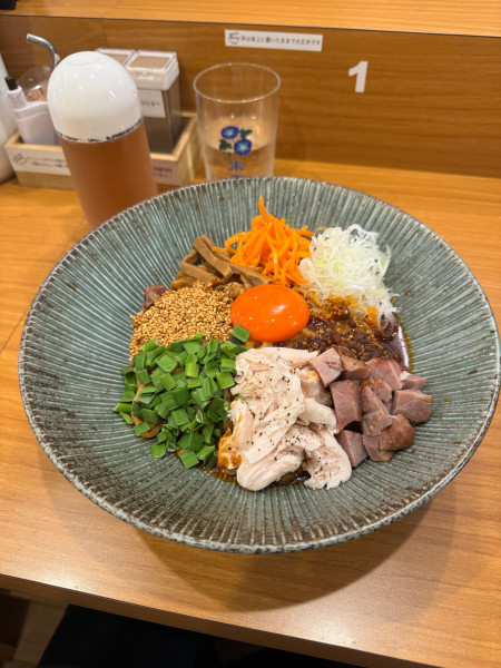 「しののめまぜそば＋追いパン」@しののめヌードルの写真