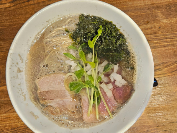 「ビター煮干らぁめん」@New 酔軒の写真