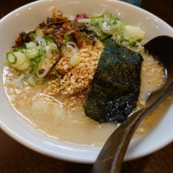 揚げにんにくらーめん