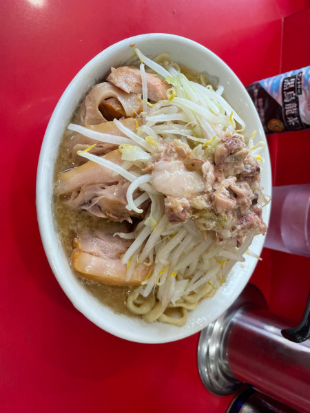 「ラーメン豚マシニンニク少なめアブラ」@ラーメン二郎 生田駅前店の写真