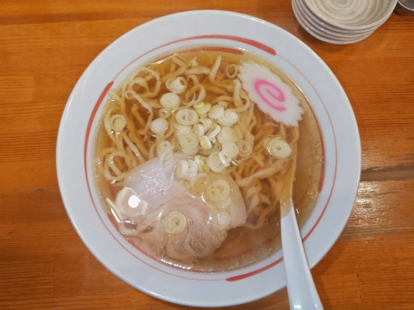 「しょうゆらーめん  ﾒﾝﾏ抜き」@手打ちらーめん なりやの写真