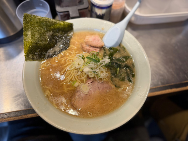「ラーメン(並) 750円」@ラーメンショップ〇化 府中店の写真