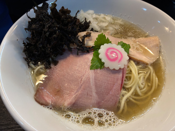 「煮干しそば」@中華そば いづるの写真