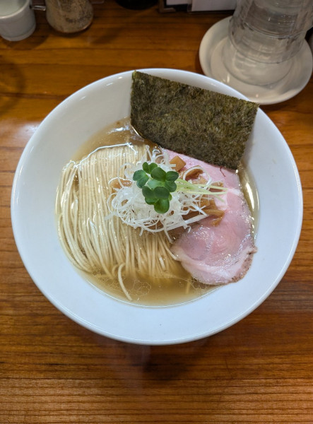「淡麗節塩そば」@アメノオトの写真