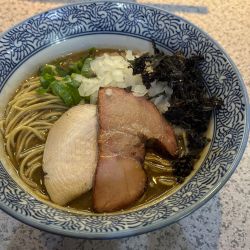 濃厚煮干しラーメン
