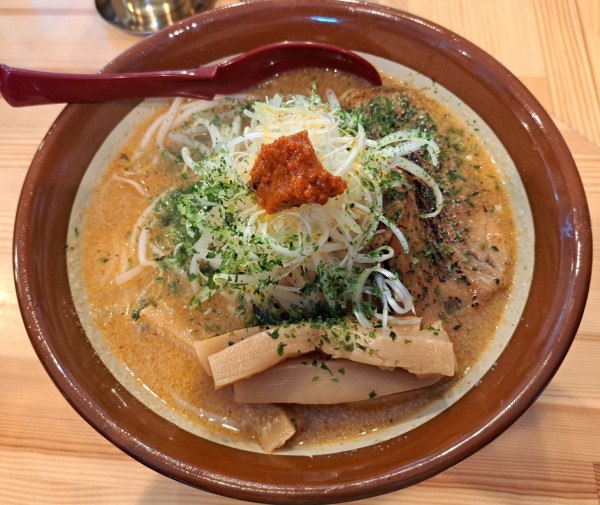 「横手辛味噌990円」@丸美商店の写真