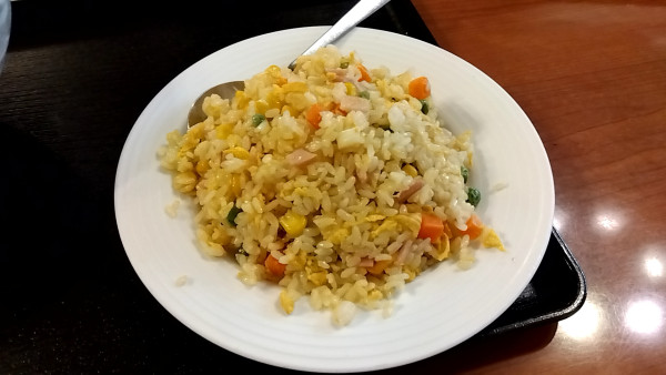 「半チャーハン（４４０円）」@萬福飯店 八王子店の写真