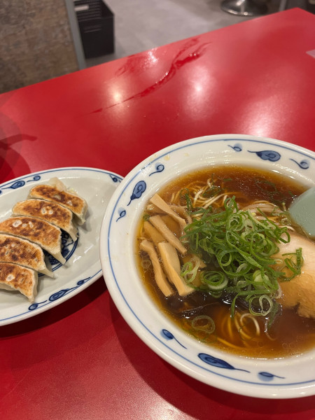 「中華そば+餃子」@豚珍行の写真