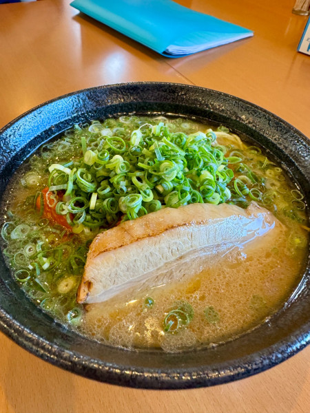 「鶏白湯　3辛」@めん処 愛やの写真