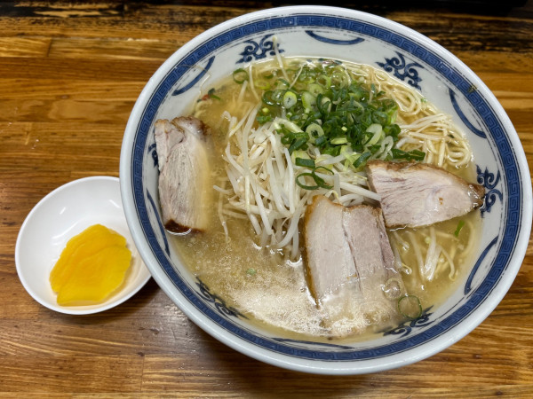 「中ラーメン（900円）」@マルチョンラーメン 志布志本店の写真